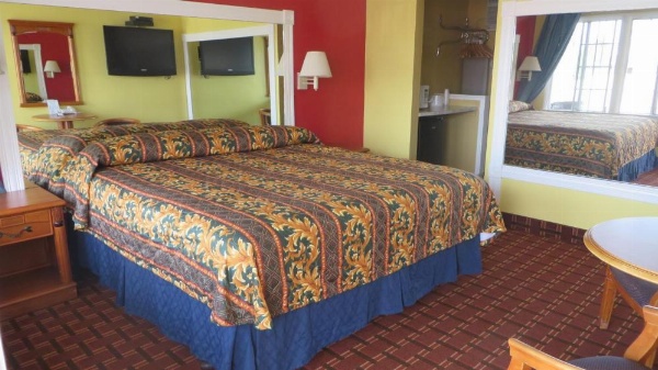 Friendship Motor Inn image 14